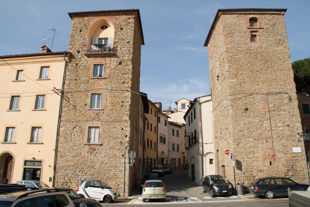 Residenza Fra Le Torri - Charme & Art Gallery Home Arezzo Exterior photo